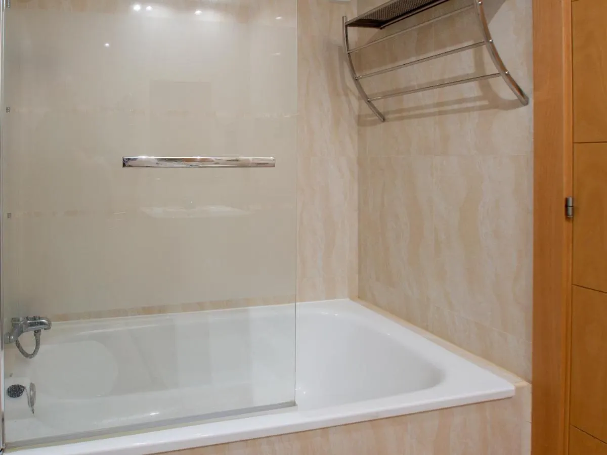 2091- Apt Close From All Amenities Manilva Lejlighed